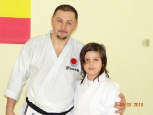 483720_525823024126496_1974265637_n