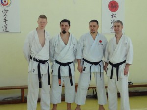 598877_525797617462370_2067641650_n